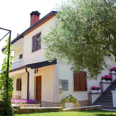 Apartment Kris Umag Exterior foto